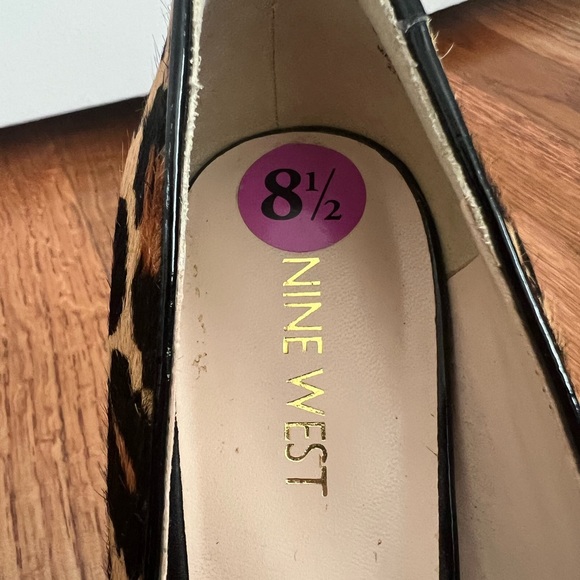 NINE WEST CHEETAH HEELS - Picture 6 of 6